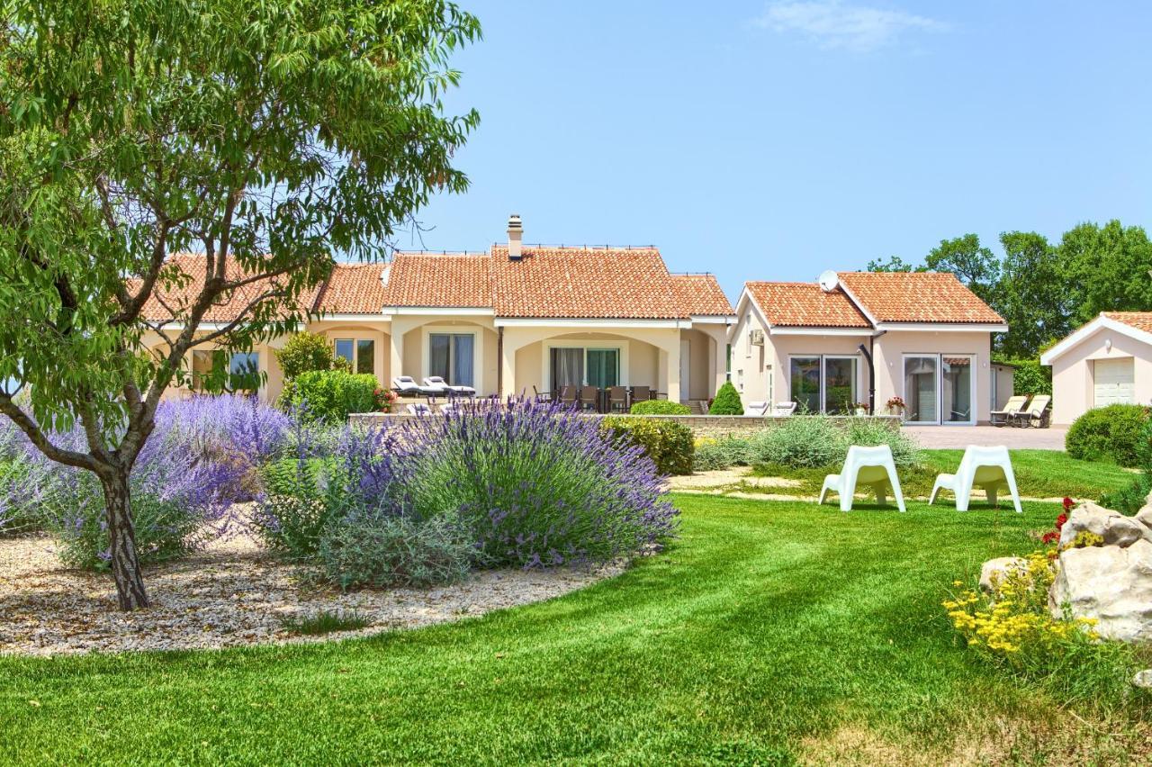 Vrh  Villa Gardena מראה חיצוני תמונה