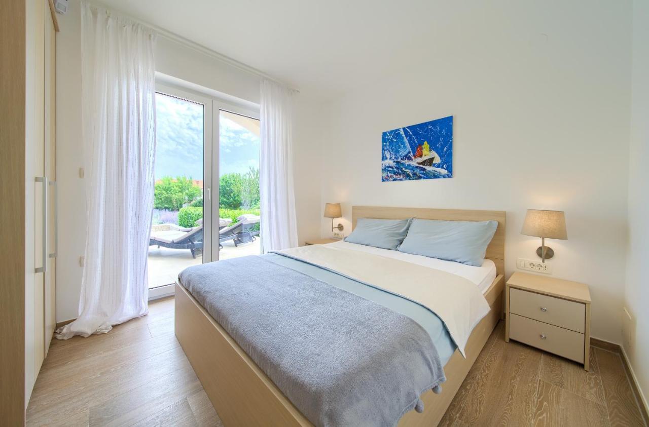 Vrh  Villa Gardena מראה חיצוני תמונה