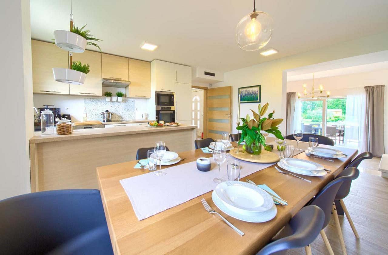 Vrh  Villa Gardena מראה חיצוני תמונה